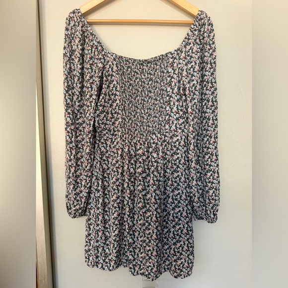 And Now This Floral Long Sleeve Smocked Mini Dress Size Small - Picture 5 of 6
